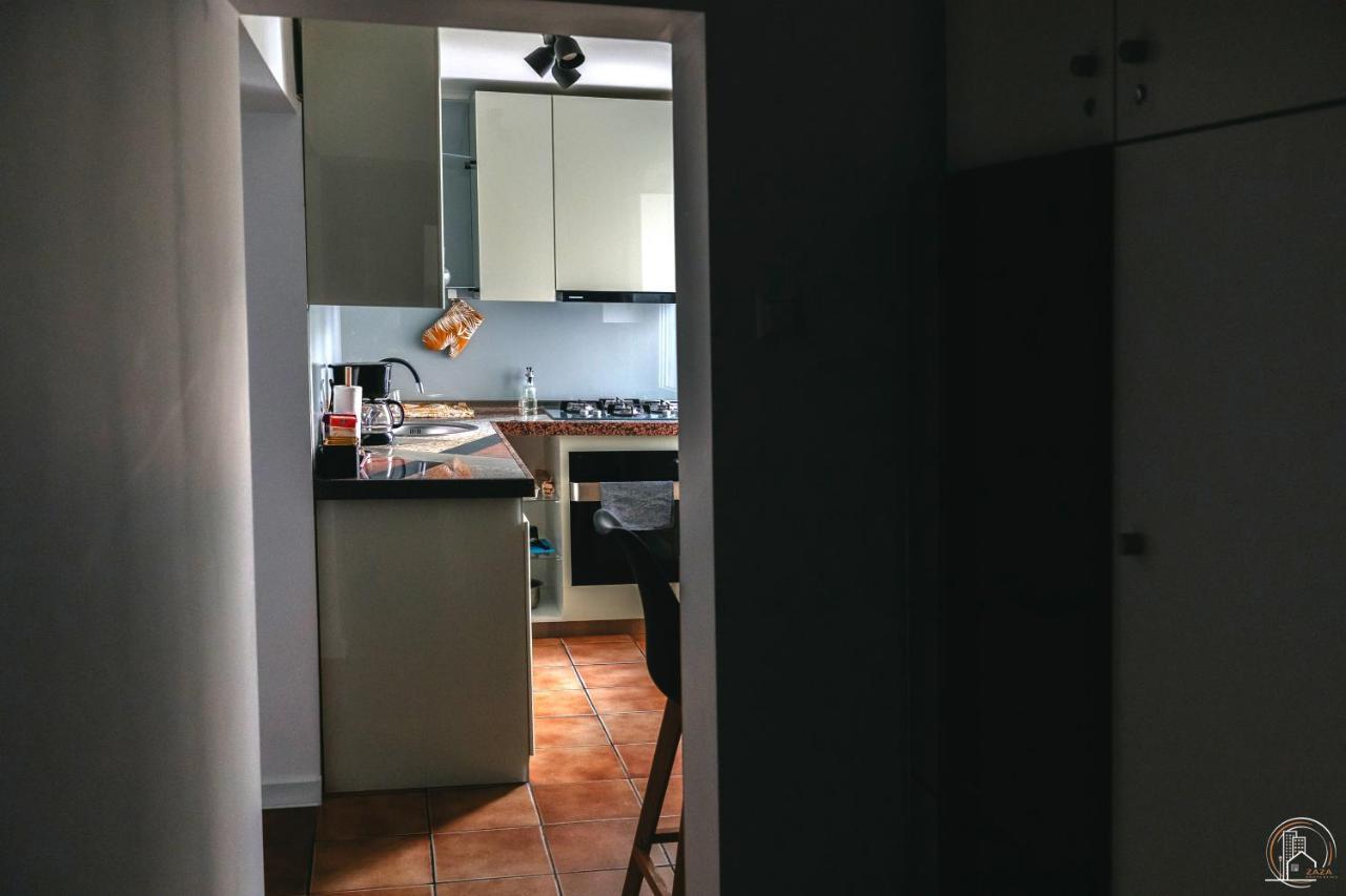 Zaza Apartament - Central Area, With Balcony Târgu Jiu Dış mekan fotoğraf