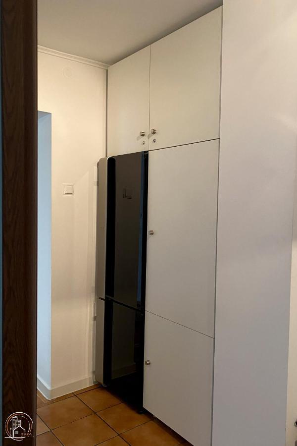 Zaza Apartament - Central Area, With Balcony Târgu Jiu Dış mekan fotoğraf