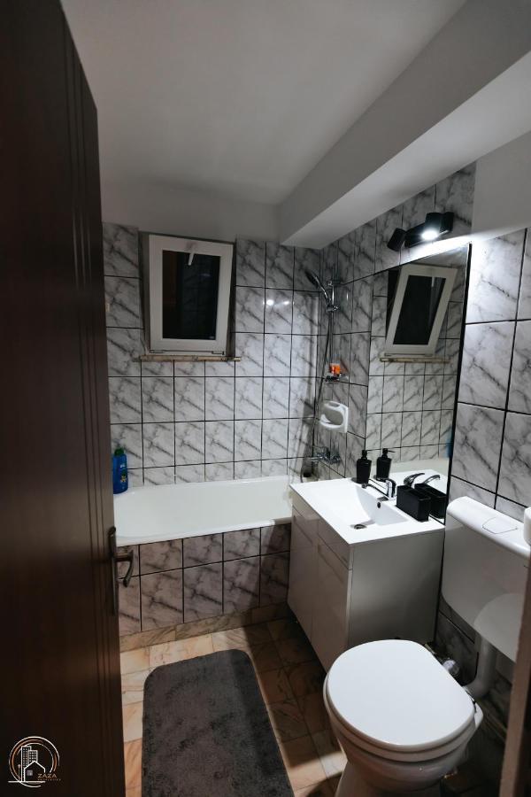 Zaza Apartament - Central Area, With Balcony Târgu Jiu Dış mekan fotoğraf
