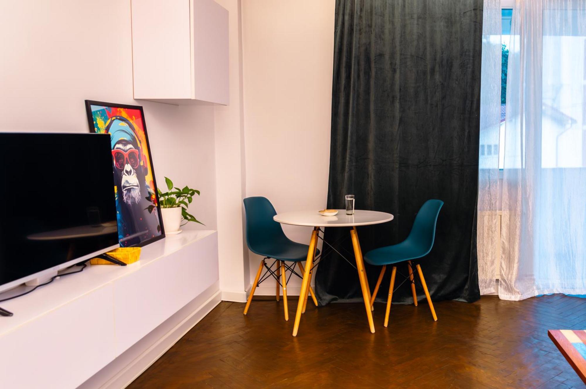 Zaza Apartament - Central Area, With Balcony Târgu Jiu Dış mekan fotoğraf